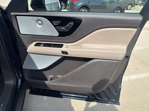 Used 2022 Lincoln Aviator Grand Touring w/ Equipment Group 301A image 21