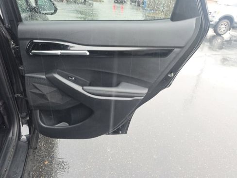 Used 2025 Kia Seltos EX w/ EX Sunroof Package FWD image 28