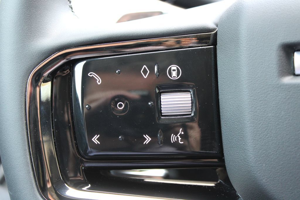Certified 2026 Land Rover Range Rover Evoque S AWD/4WD image 13