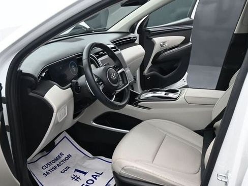 Used 2024 Hyundai Tucson Limited AWD/4WD image 14