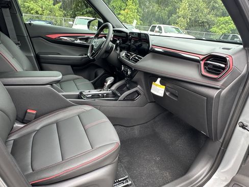 New 2026 Chevrolet TrailBlazer RS w/ Driver Confidence Package FWD image 38