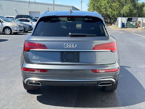 Used 2023 Audi Q5 2.0T Premium Plus w/ Premium Plus Package AWD/4WD image 10