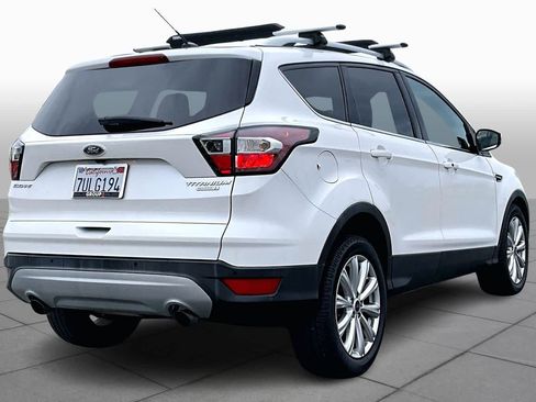 Used 2017 Ford Escape Titanium image 12