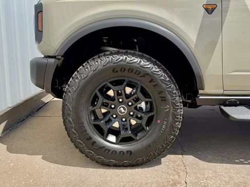 New 2026 Ford Bronco Badlands AWD/4WD image 34