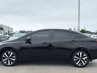 Used 2022 Nissan Versa SR w/ Convenience Package FWD video 2