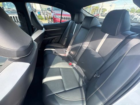 Used 2025 Toyota Camry XSE FWD image 19