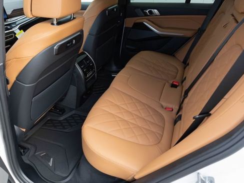New 2026 BMW X5 xDrive40i image 17