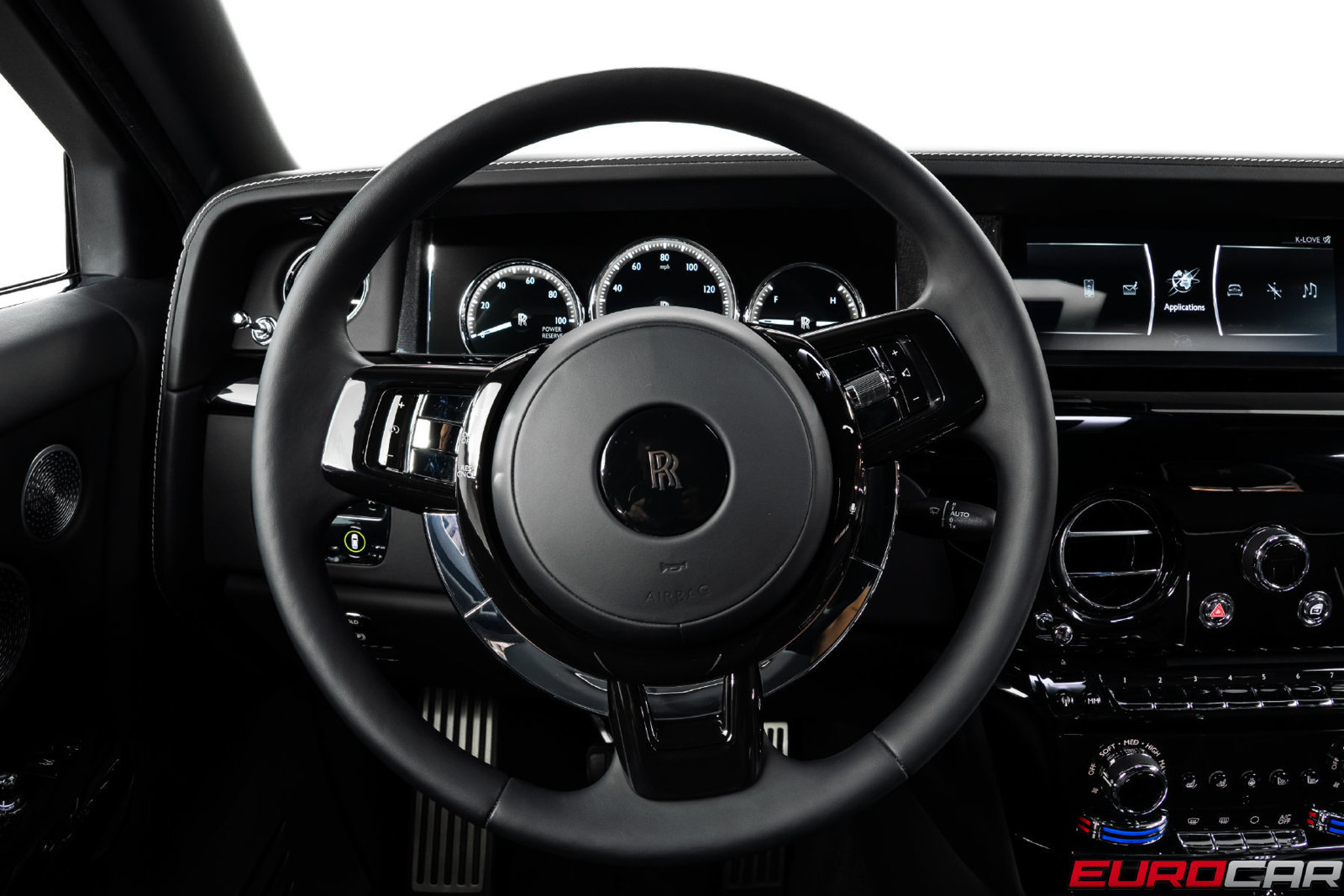 Used 2022 Rolls-Royce Phantom Sedan RWD image 30