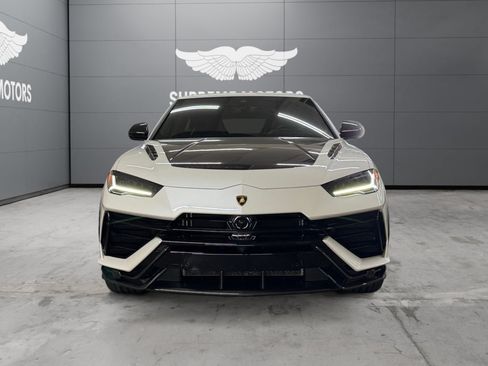 Used 2024 Lamborghini Urus Performante AWD/4WD image 8