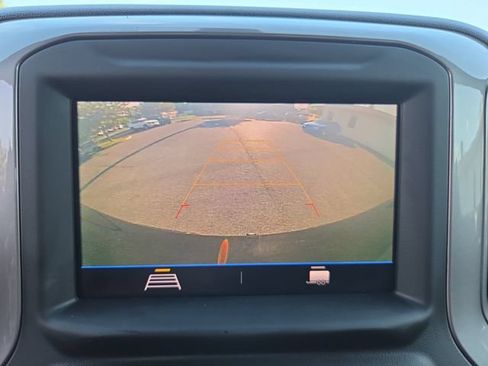 Certified 2021 Chevrolet Silverado 1500 Custom Trail Boss AWD/4WD image 27