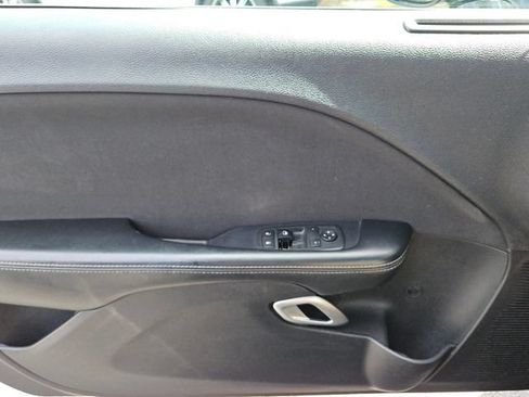 Used 2016 Dodge Challenger SXT RWD image 24