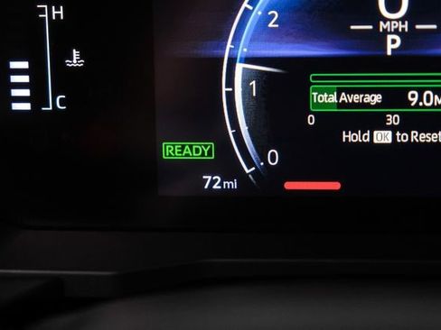 Used 2025 Toyota Land Cruiser image 30