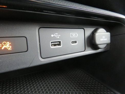 Used 2024 Honda CR-V EX image 11