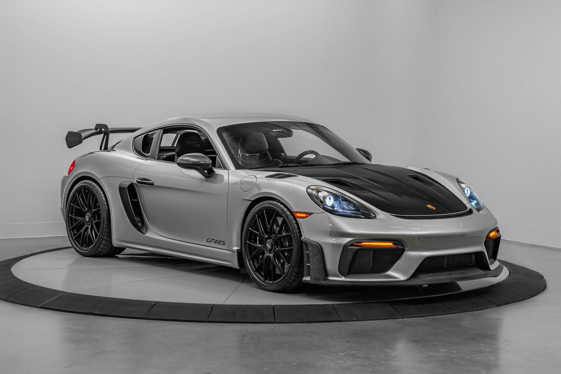 Used 2023 Porsche 718 Cayman GT4 RS RWD image 1