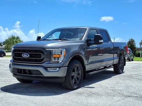 Used 2023 Ford F150 XLT AWD/4WD image 3