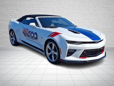 Used 2017 Chevrolet Camaro SS RWD image 3