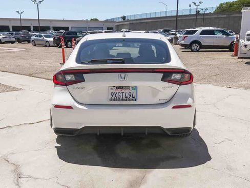 Used 2025 Honda Civic Sport image 8