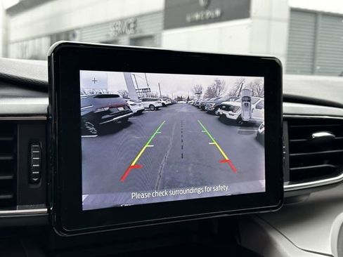 Certified 2022 Ford Explorer XLT w/ Equipment Group 202A image 22