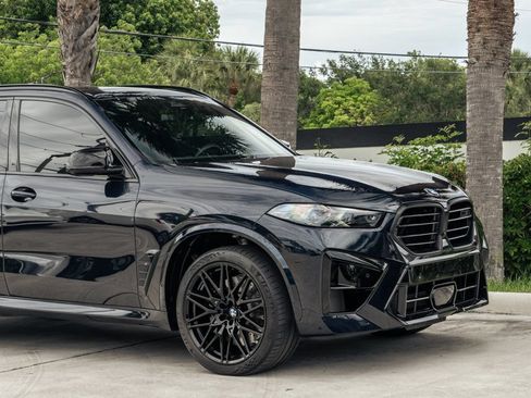 Used 2025 BMW X5 M Competition AWD/4WD image 10