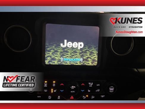 Used 2020 Jeep Wrangler Unlimited Sahara w/ Dual Top Group image 10