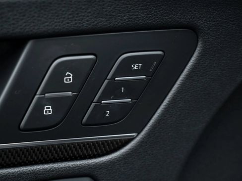 Used 2019 Audi SQ5 Prestige AWD/4WD image 21
