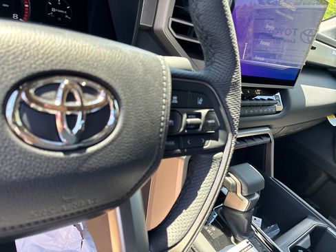 New 2026 Toyota Tundra Limited AWD/4WD image 22