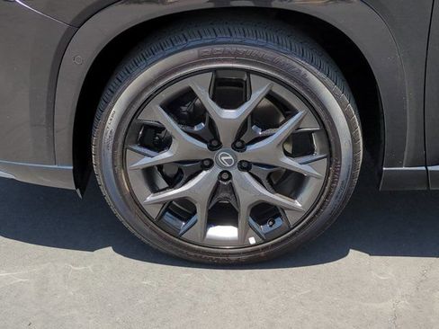 New 2026 Lexus TX 500h AWD image 9