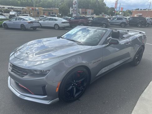 Used 2022 Chevrolet Camaro LT w/ Redline Edition RWD image 11