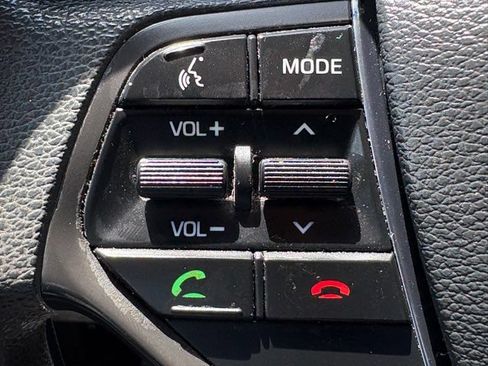 Used 2015 Hyundai Sonata SE w/ Option Group 09 FWD image 25