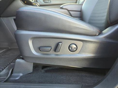 Used 2024 Nissan Pathfinder Rock Creek image 12