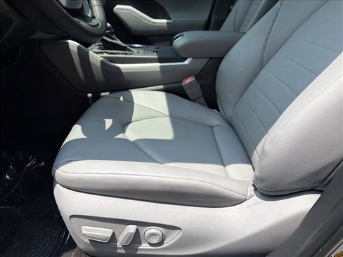 New 2026 Toyota Highlander XLE AWD/4WD image 12