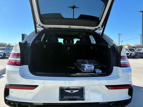 New 2026 Genesis GV80 3.5T e-SC image 13