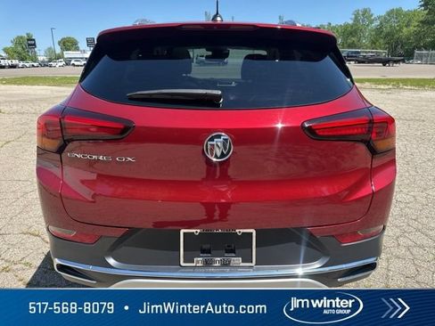 Used 2023 Buick Encore GX Essence w/ Experience Buick Package FWD image 9