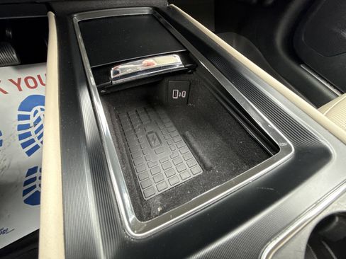 Used 2025 Lincoln Corsair FWD w/ Equipment Group 101A image 20