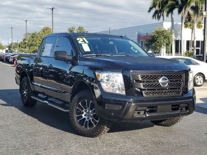 Used 2021 Nissan Titan SV w/ SV Convenience Package