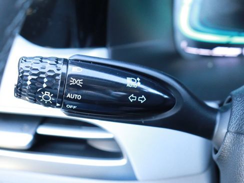 Used 2025 Hyundai Palisade SEL FWD image 27