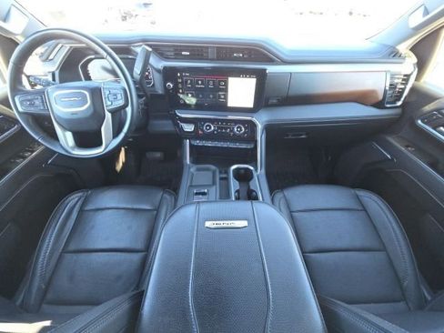 Used 2024 GMC Sierra 2500 Denali w/ Denali Reserve Package image 28