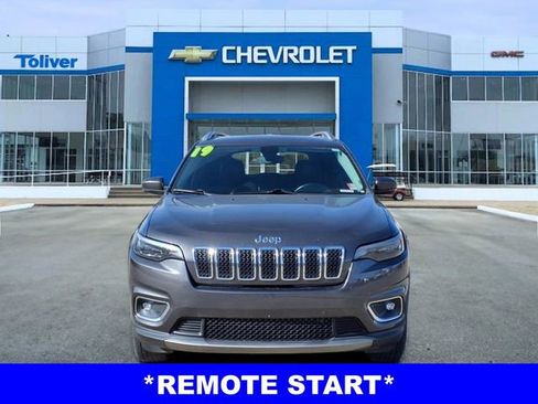 Used 2019 Jeep Cherokee Limited image 3