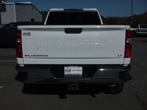 Used 2024 Chevrolet Silverado 2500 LT image 4