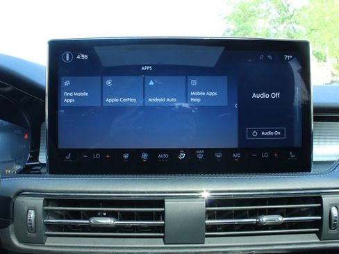 Used 2024 Lincoln Corsair AWD w/ Equipment Group 101A image 21