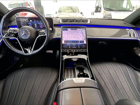 Certified 2022 Mercedes-Benz S 500 4MATIC w/ AMG Line Package image 16