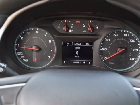 Used 2023 Chevrolet Malibu LT FWD image 9
