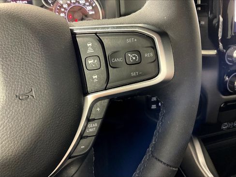 Used 2025 RAM 1500 Big Horn AWD/4WD image 13