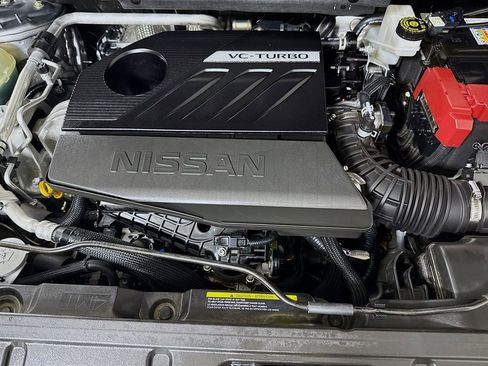 Certified 2024 Nissan Rogue SV FWD image 32