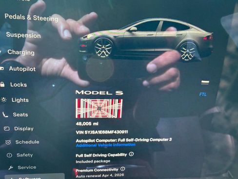 Used 2021 Tesla Model S Plaid image 15