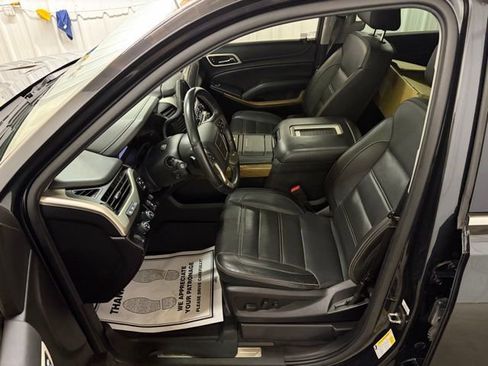 Used 2020 GMC Yukon Denali w/ Open Road Package image 34