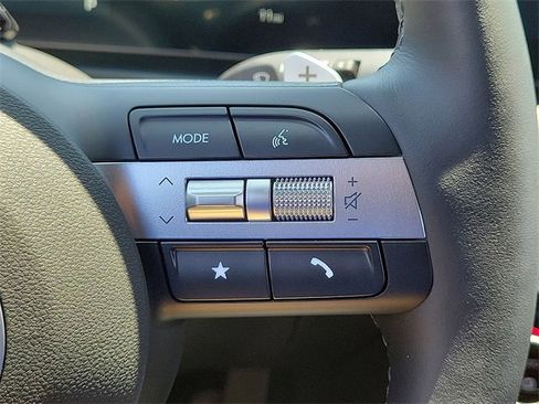 New 2025 Hyundai Santa Cruz Limited image 9