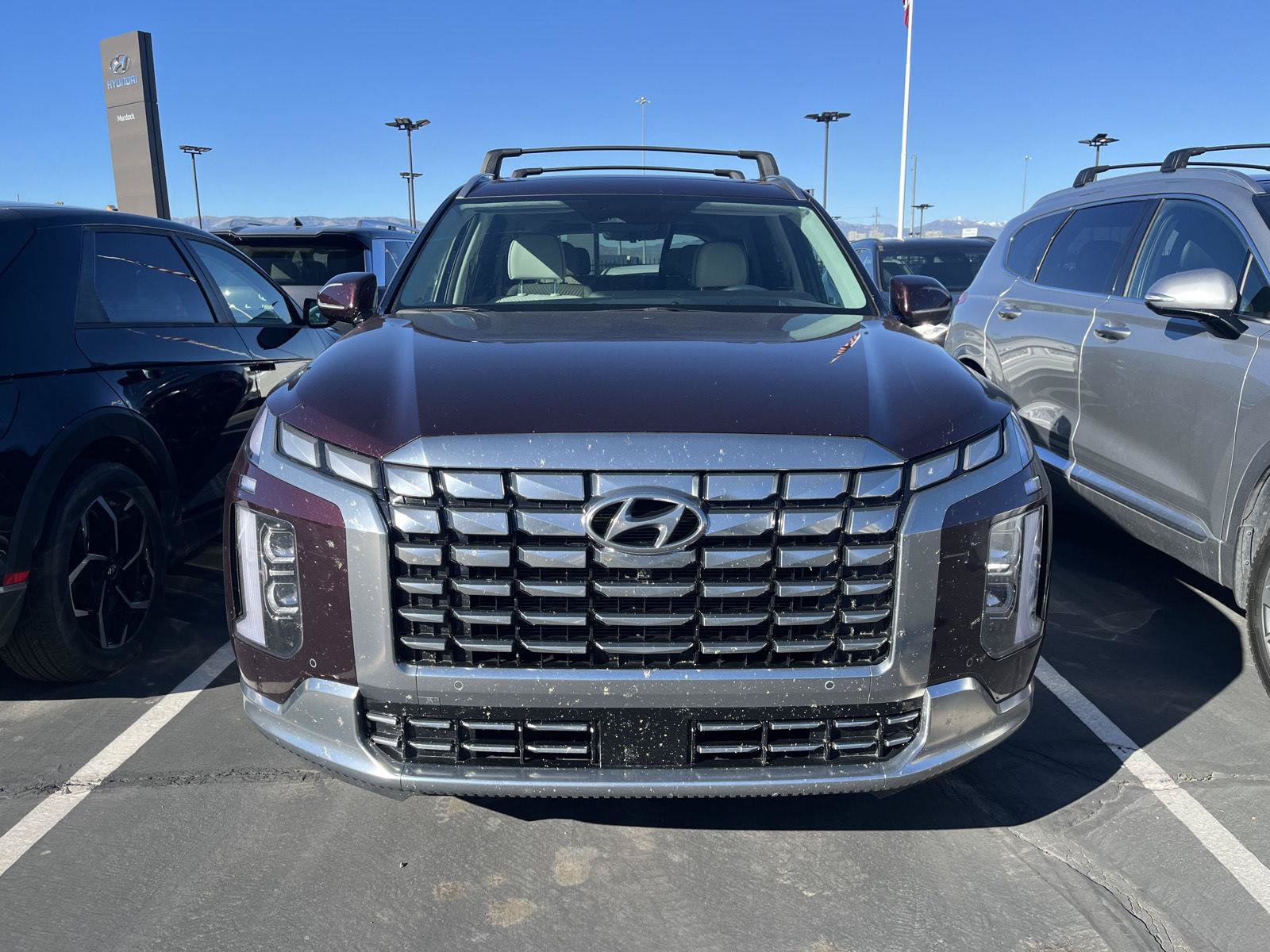 Used 2024 Hyundai Palisade Calligraphy AWD/4WD image 2