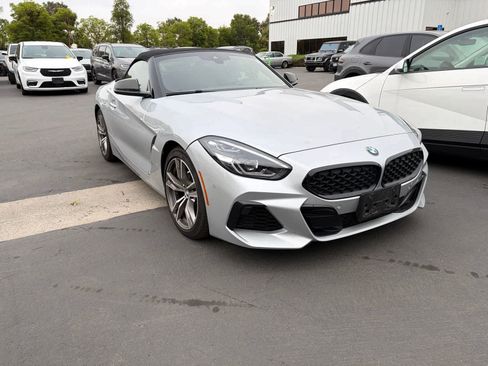 Used 2021 BMW Z4 sDrive30i w/ M Sport Package RWD image 2