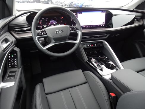 New 2025 Audi Q5 Premium Plus image 5